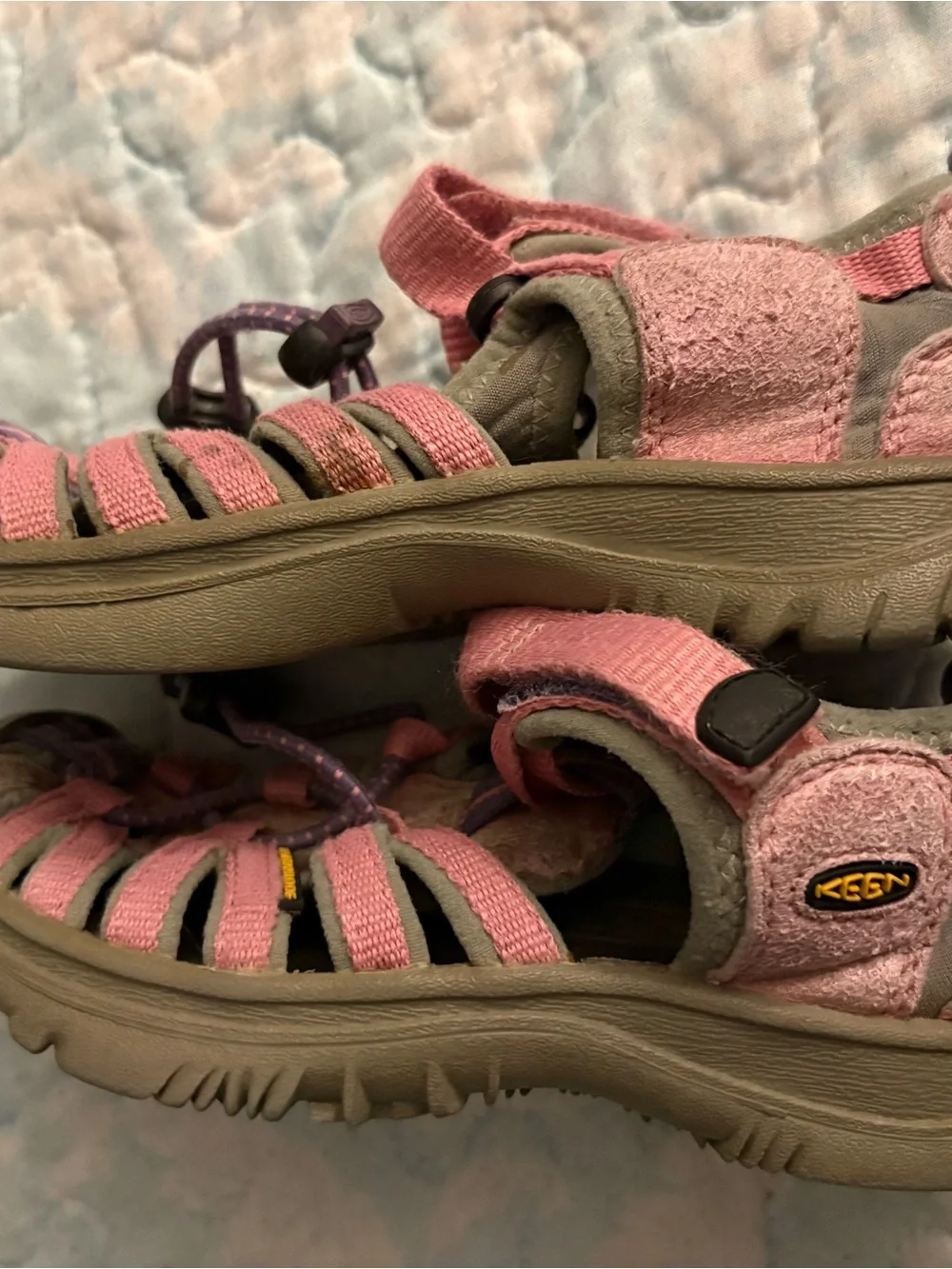 Keen loop hook closed